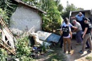 Raport preliminar IML: oasele găsite în curtea casei CRIMINALULUI de la Caracal aparţin unei fete de 12-17 ani