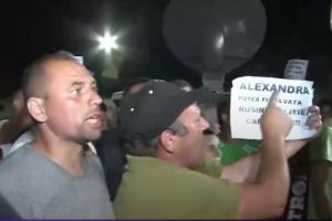 Localnic Caracal: „Politia racoleaza tinere si le duce la Belina pentru orgiile sexuale ale lui Paul Stanescu si Liviu Dragnea”