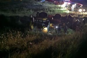Un bărbat şi-a pierdut viaţa, după ce s-a răsturnat cu un buldo-excavator