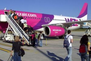Nou record de trafic la Aeroportul Satu Mare. Mii de pasageri
