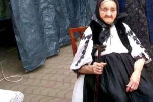 S-a stins din viaţă Maria Barb, femeia de 104 ani din Alba Iulia, care a prins Marea Unire, văduvă a unui veteran de război,