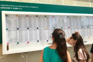 Raport asupra admiterii din iulie 2019 la UMF Iaşi.  Numărul de locuri rămase, calendarul admiterii din septembrie
