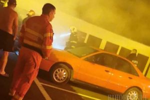 A ars BMW-ul şefului Poliţiei Rutiere Salonta! Mână criminală sau scurtcircuit?
