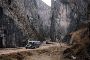Pentru nostalgici şi curioşi: Cheile Bicazului, la 1960