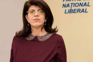 Rapoarte de activitate. Probleme ridicate de constanteni in audientele consilierului municipal PNL Adriana Campeanu