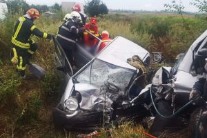 Accidentul de la Tileagd a distrus o familie: Bunicii au murit, nepotul lor este în stare gravă. Cauza evenimentului