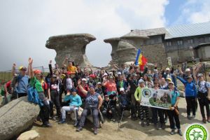 Tinerii au aflat cum e viaţa la munte cu ajutorul taberei tematice „Sănătate prin mişcare – aventuri cu cercetaşii”