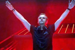 VIDEO. Imnul României interpretat de Armin Van Buuren, la Untold, în uralele zecilor de mii de spectatori