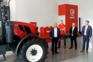 Demersuri pentru accederea pe piaţa din Egipt, pentru tractoarele IRUM