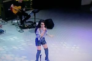 O botoşăneancă, pe scena celui mai longeviv festival de muzica româneasca!