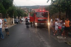 Zeci de pompieri militari mobilizati pentru interventii, in urma fenomenelor meteo extreme din Constanta