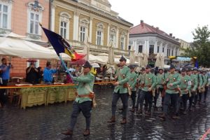 La mulţi ani, Timişoara! Reconstituire istorică cu actori şi Garda de Onoare a Jandarmeriei Române