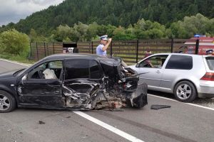 Accident între Maieru şi Sângeorz-Băi, cu trei maşini implicate