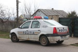 Un bărbat a murit după ce maşina condusă de soţia sa a fost lovită de un alt autoturism