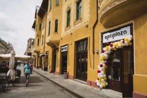Optiplaza anunţă deschiderea unui nou magazin în Oradea (FOTO)