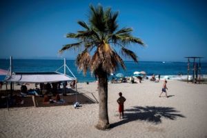Atenţionare de călătorie pentru Grecia. Doi oameni au murit din cauza virusului West Nile