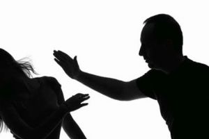 Ordin de protectie provizoriu, emis unui barbat din Navodari care si-ar fi agresat fizic sotia