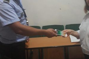 Ce a găsit un poliţist local în centrul Braşovului?