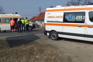 Persoană prinsă sub pământ, la patru metri adâncime