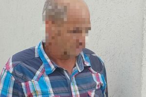 FOTO. Bărbat acuzat că urmăreşte minore în parcurile din municipiul Satu Mare