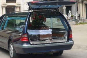 Trupul lui Marcel Toader, depus la Cimitirul Bellu! Avem primele imagini FOTO