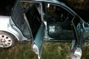 Poliţist găsit împuşcat în cap, lângă un cimitir