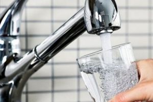 Se întrerupe apa pe mai multe străzi din Braşov şi Sânpetru