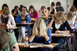 Definitivat: peste 170 de profesori din Timiş au promovat examenul. Cinci medii de 10
