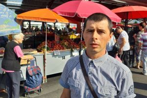 Comercianţii, în conflict cu producătorii în Piaţa Decebal. Grigore Rânziş: Am fost ameninţat (FOTO)