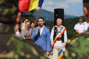 Eroii de la Tabla Butii, comemorati de sute de patrioti. Bogdan Toader: Avem cu toţii datoria morală de a păstra vie amintirea eroilor noştri