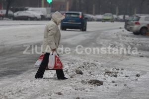 De unde cumpara Primaria Cernavoda materiale antiderapante pentru iarna