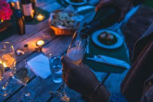 Comanda online bauturi alcoolice pentru nunta si economiseste bani! Ce sortimente sa alegi