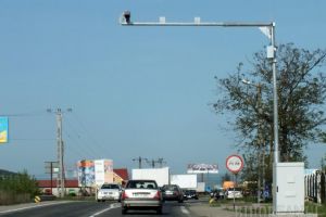 Atenţie, şoferi! Începând de miercuri, funcţionează încă un cititor de roviniete în Bihor