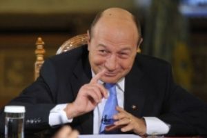 Traian Băsescu, despre alianţa Pro România - ALDE: Îi va îngropa şi pe unii şi pe alţii. E un mini-USL format din scursuri. Și-au făcut calcule greşite