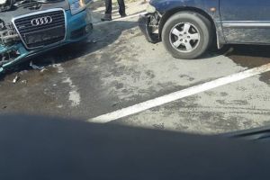 FOTO Accident cu şase victime pe DN14 la Slimnic