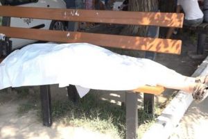 Bărbat găsit mort pe o bancă în faţa unei pensiuni din Sibiu