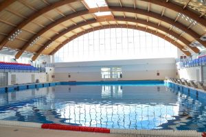 HALUCINANT! Bazinul de polo intră în reparaţii, la puţin timp de la darea în folosinţă