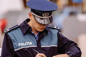 Câtă siguranţă oferă poliţiştii? Cetăţenii îşi pierd încrederea în oamenii legii