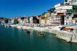 Portugalia: Numarul turistilor a crescut cu 7,5% anul trecut, la 22,8 milioane