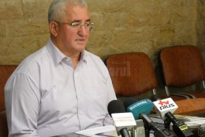 Taxatoarele din autobuzele TLP Suceava vor dispărea odată cu modernizarea celor 47 de staţii ...