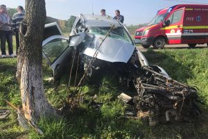 Accident la Sândominic. Două persoane au fost transportate la Spitalul Judeţean de Urgenţă din Miercurea Ciuc