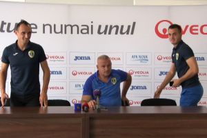 Bătălia promovării se va da pînă spre final