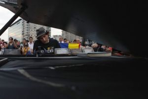 Celebrul pianist care cântă la proteste vine pe 10 august la protestul din Bucuresti
