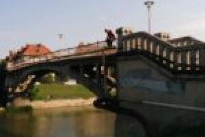 O pasarelă din Timişoara, veche de 70 de ani, intră în reabilitare. Când vor începe lucrările?