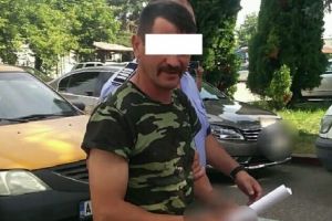 După o noapte în arest, a plecat acasă