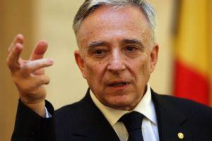 Semnalul de alarmă venit de la Banca Naţională a României. De ce se teme Mugur Isărescu şi ce previziuni are pentru economia ţării