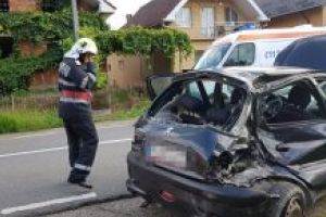 Inca o tragedie pe drumurile din Maramures: O persoana a murit in urma unui accident rutier (FOTO)