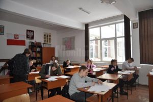 Sindicatele din învăţământ critică rectificarea bugetară