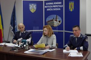 Poliţiştii, jandarmii şi pompierii au termen până pe 13 august să-i prezinte prefectului ...