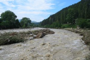 Atenţionare hidrologică pentru Harghita. Posibile viituri şi inundaţii locale